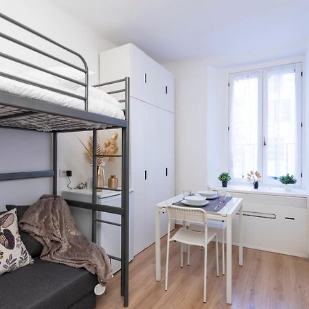 I Host Apartment - Alessi 10 Milan Bagian luar foto