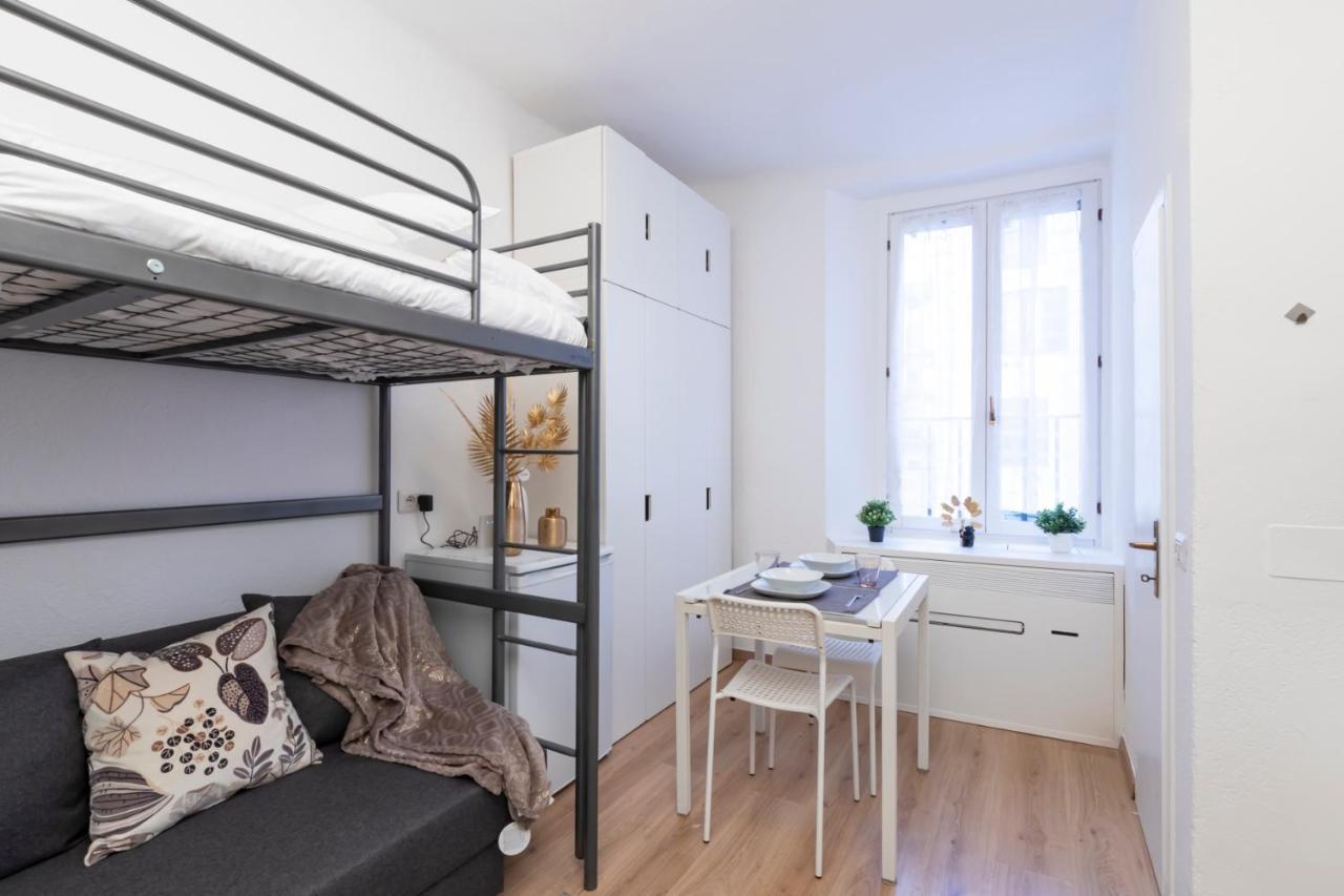 I Host Apartment - Alessi 10 Milan Bagian luar foto
