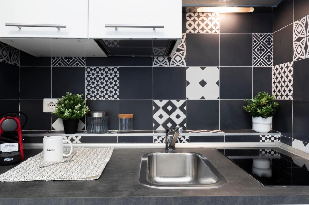 I Host Apartment - Alessi 10 Milan Bagian luar foto